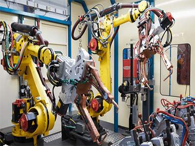 双机械臂焊接自动化设备