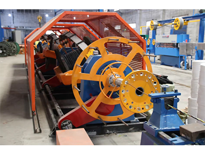 大型笼绞线缆设备